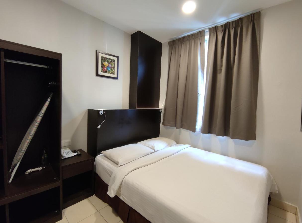 Hotel Desaru Penawar Esterno foto
