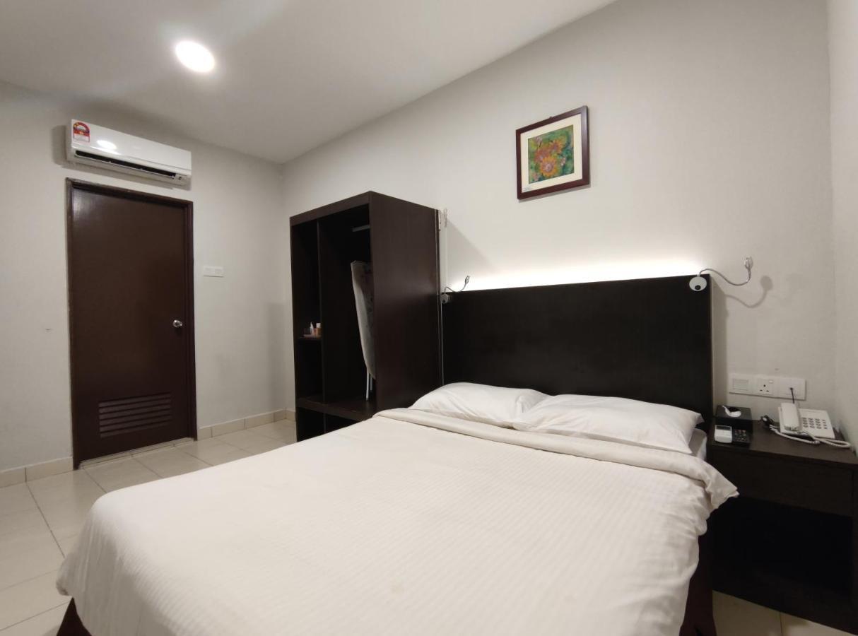 Hotel Desaru Penawar Esterno foto
