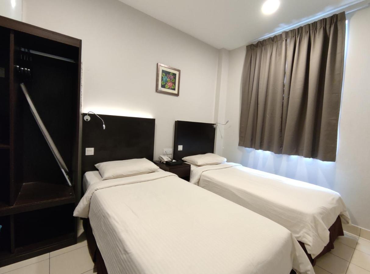 Hotel Desaru Penawar Esterno foto