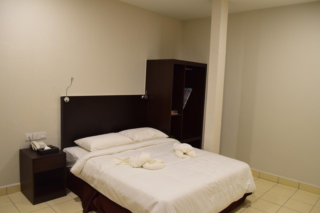 Hotel Desaru Penawar Esterno foto
