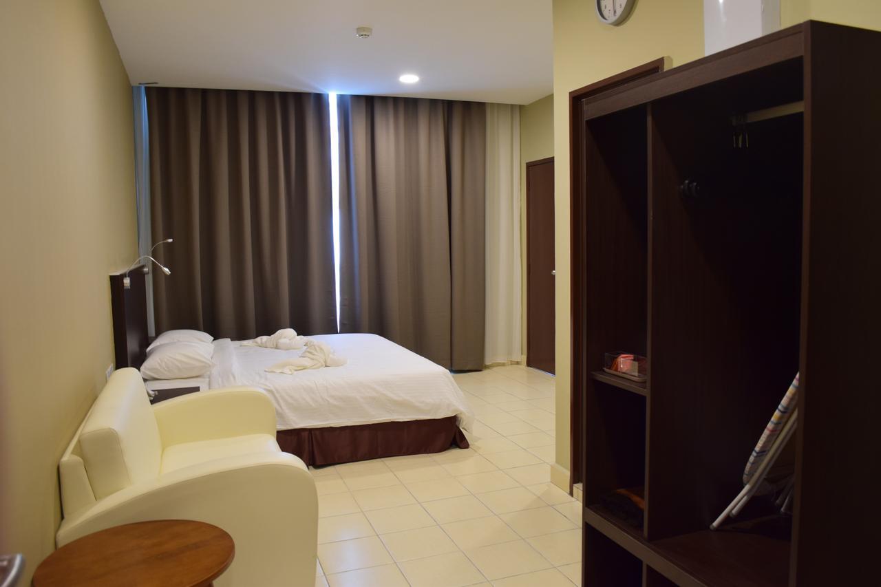 Hotel Desaru Penawar Esterno foto