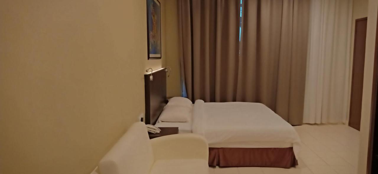 Hotel Desaru Penawar Esterno foto