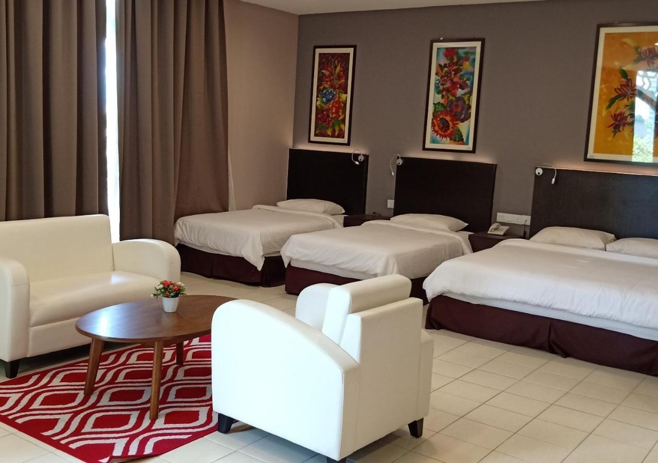 Hotel Desaru Penawar Esterno foto
